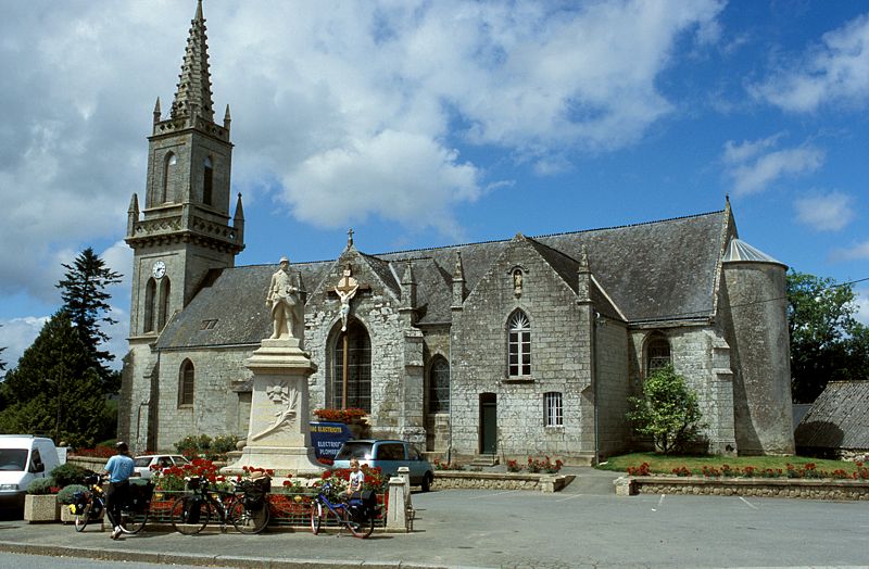 Kirche Kergrist
Bretagne 2005
Keywords: Rad;Frankreich;2005