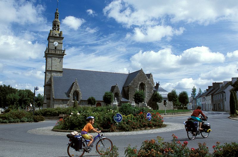 Kirche in St. Sauveur
Bretagne 2005
Keywords: Rad;Frankreich;2005