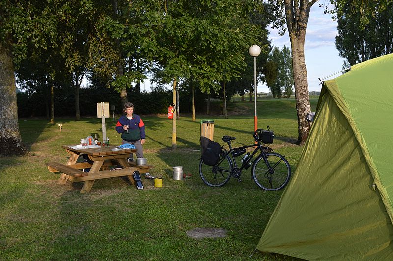 Camping Bonne Aventure in Thoré-la-Rochette
Radreise Loire - Frankreich 2014
Keywords: Rad;2014;Frankreich