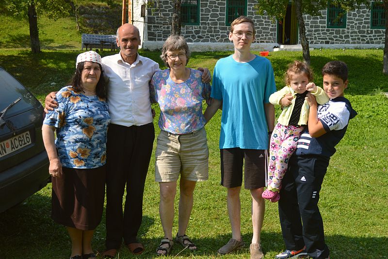 Mit Vasil und Familie auf dem Bauernhof in Vermosh
Albanien 2015
Keywords: 2015;Albanien;Urlaub